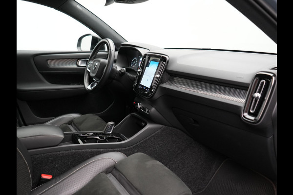 Volvo XC40 T4 Recharge R-Design PHEV 211pk Dealer O.H. | Panodak | Adaptive Cruise | Camera | Harman / Kardon | Alcantara Sportstoelen Memory & Verwarmd | Keyless | Blis | Stuur Verwarmd | Apple Carplay | 19"L.M | Plug In Hybrid |