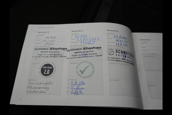 Volvo XC40 T4 Recharge R-Design PHEV 211pk Dealer O.H. | Panodak | Adaptive Cruise | Camera | Harman / Kardon | Alcantara Sportstoelen Memory & Verwarmd | Keyless | Blis | Stuur Verwarmd | Apple Carplay | 19"L.M | Plug In Hybrid |