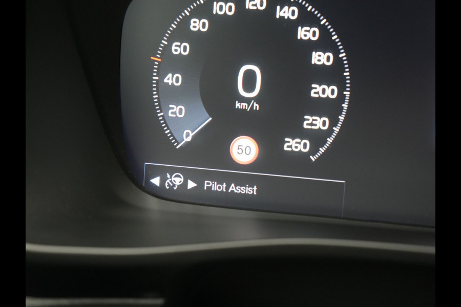 Volvo XC40 T4 Recharge R-Design PHEV 211pk Dealer O.H. | Panodak | Adaptive Cruise | Camera | Harman / Kardon | Alcantara Sportstoelen Memory & Verwarmd | Keyless | Blis | Stuur Verwarmd | Apple Carplay | 19"L.M | Plug In Hybrid |