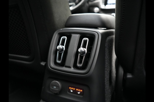 Volvo XC40 T4 Recharge R-Design PHEV 211pk Dealer O.H. | Panodak | Adaptive Cruise | Camera | Harman / Kardon | Alcantara Sportstoelen Memory & Verwarmd | Keyless | Blis | Stuur Verwarmd | Apple Carplay | 19"L.M | Plug In Hybrid |
