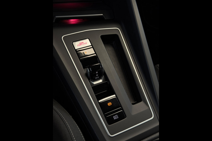 Volkswagen Golf 2.0 TDI GTD Panorama IQ CarPlay HuD