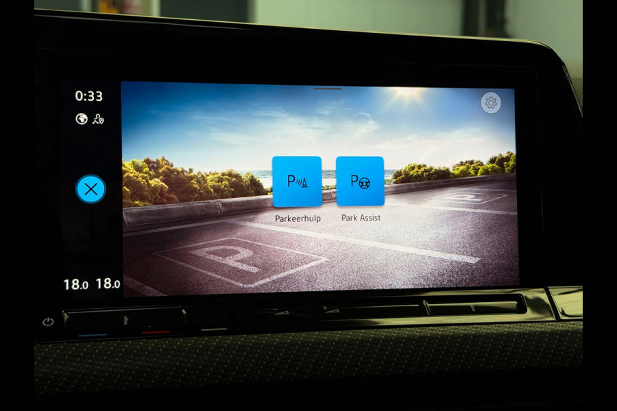 Volkswagen Golf 2.0 TDI GTD Panorama IQ CarPlay HuD