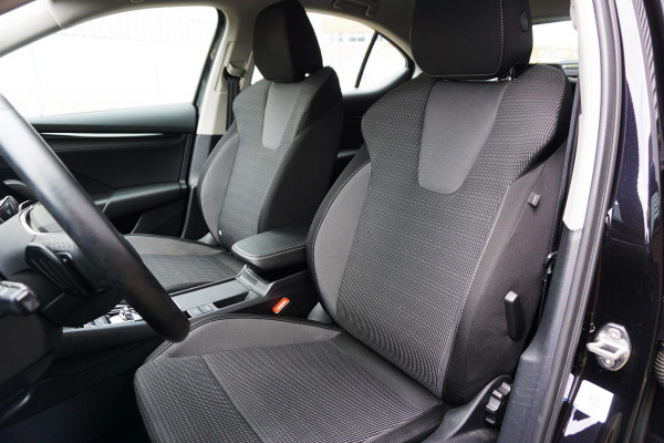 Škoda Octavia 1.0 e-TSI Business Edition/DSG-7/Dealeronderhouden /1e Eigenaar.