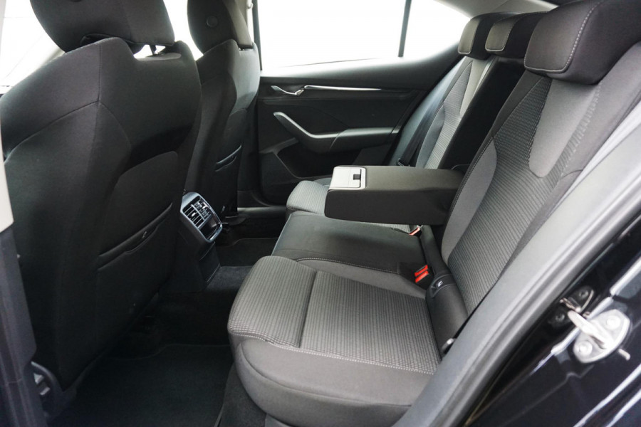 Škoda Octavia 1.0 e-TSI Business Edition/DSG-7/Dealeronderhouden /1e Eigenaar.