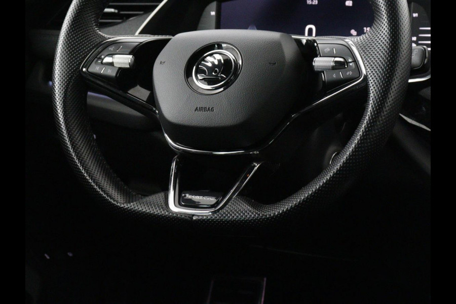 Škoda Octavia 1.4 TSI iV PHEV Sportline Business | SOH 96% | Trekhaak | Stoelverwarming | Camera | Carplay | Navigatie