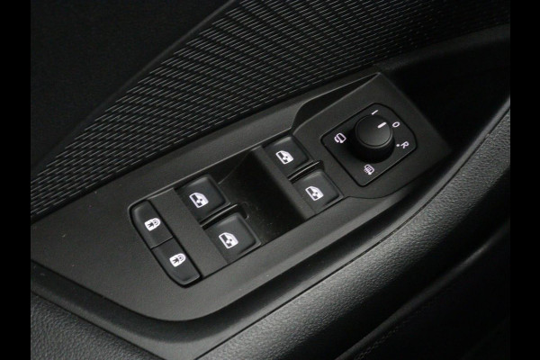 Škoda Octavia 1.4 TSI iV PHEV Sportline Business | SOH 96% | Trekhaak | Stoelverwarming | Camera | Carplay | Navigatie