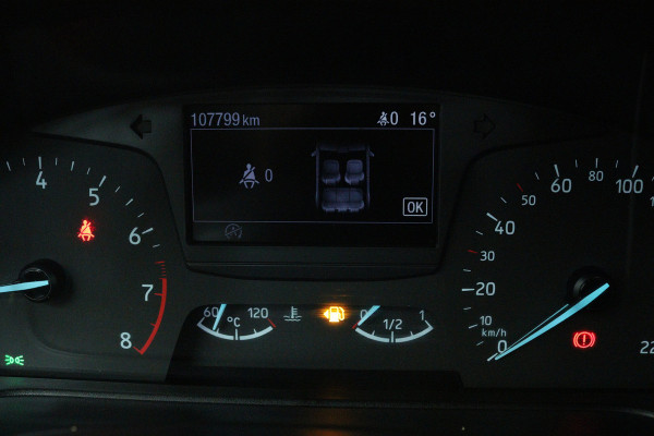 Ford Fiesta 1.0 EcoBoost ST-Line (PANORAMADAK, STOEL/STUUR VERWARMING, LANE-ASSIST, CRUISE CONTROL, NAVIGATIE, PARKEERSENSOREN)