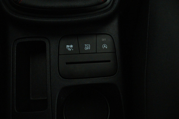 Ford Fiesta 1.0 EcoBoost ST-Line (PANORAMADAK, STOEL/STUUR VERWARMING, LANE-ASSIST, CRUISE CONTROL, NAVIGATIE, PARKEERSENSOREN)