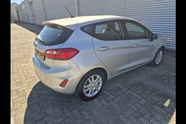 Ford Fiesta 1.1 Trend,Airco,cruise,navigatie,stoel/stuur/voorraam verwarming,android.