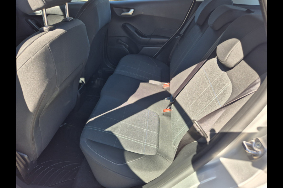 Ford Fiesta 1.1 Trend,Airco,cruise,navigatie,stoel/stuur/voorraam verwarming,android.