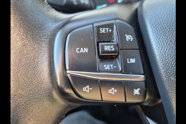 Ford Fiesta 1.1 Trend,Airco,cruise,navigatie,stoel/stuur/voorraam verwarming,android.