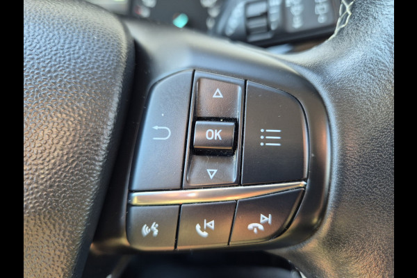 Ford Fiesta 1.1 Trend,Airco,cruise,navigatie,stoel/stuur/voorraam verwarming,android.
