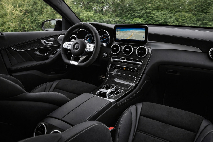 Mercedes-Benz GLC 250 4MATIC AMG line | Pano Burmester Distronic