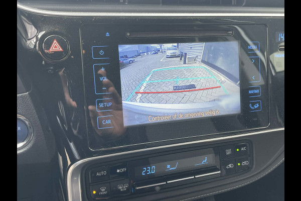 Toyota Auris 1.8 Hybrid Dynamic / camera