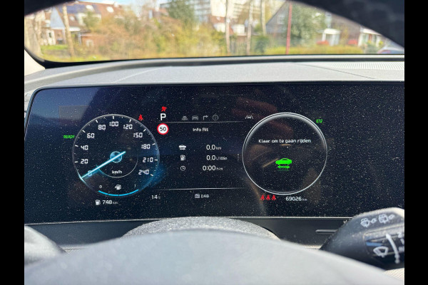 Kia Sportage 1.6 T-GDi Hybrid DynamicPlusLine | 230pk | Trekhaak | Panoramadak | 1650 kg trekgewicht | Elektrische Stoelen | Stoelverwarming |