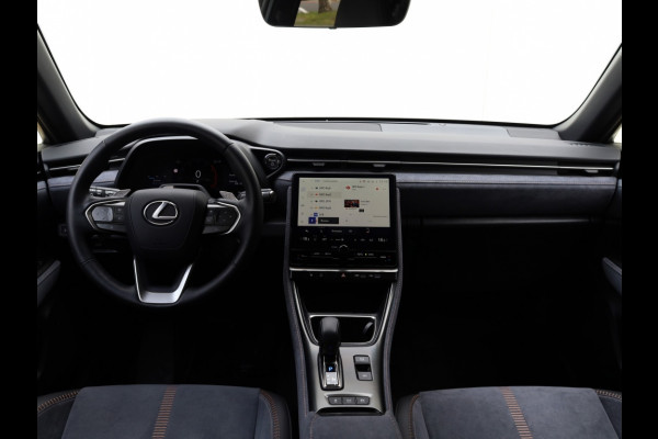 Lexus LBX Cool 2WD | Advanced Pack | Mark Levinson | 360 Camera