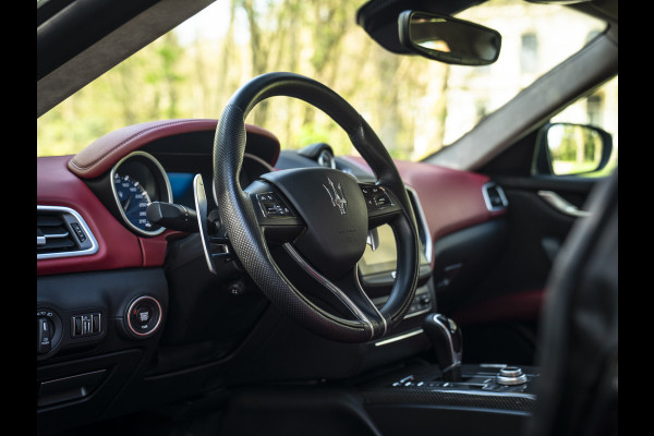 Maserati Ghibli 3.0 V6 S Q4 GranLusso | Harman/Kardon | Alcantara hemel