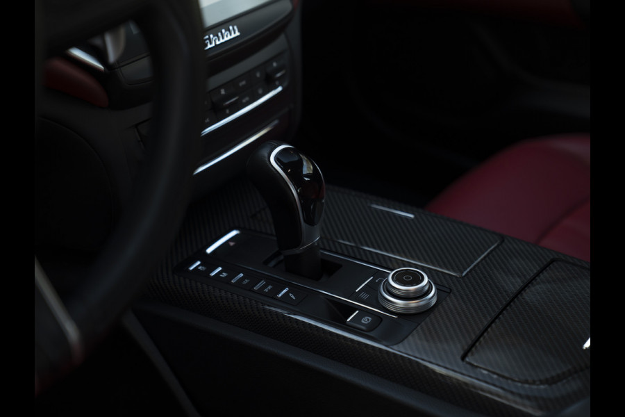 Maserati Ghibli 3.0 V6 S Q4 GranLusso | Harman/Kardon | Alcantara hemel