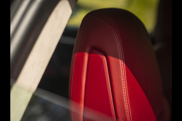 Maserati Ghibli 3.0 V6 S Q4 GranLusso | Harman/Kardon | Alcantara hemel