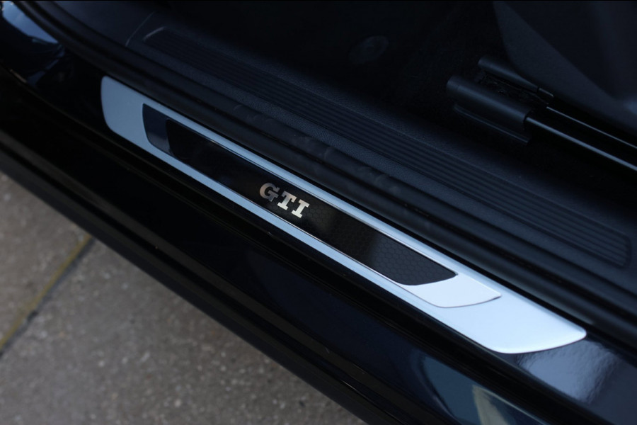 Volkswagen Polo 2.0 TSI GTI *Pano*Beats*Keyless*ACC*DSG*