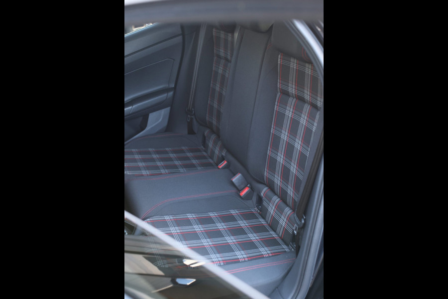 Volkswagen Polo 2.0 TSI GTI *Pano*Beats*Keyless*ACC*DSG*