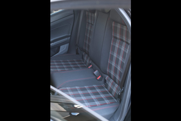 Volkswagen Polo 2.0 TSI GTI *Pano*Beats*Keyless*ACC*DSG*