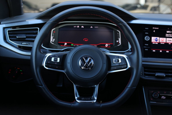 Volkswagen Polo 2.0 TSI GTI *Pano*Beats*Keyless*ACC*DSG*