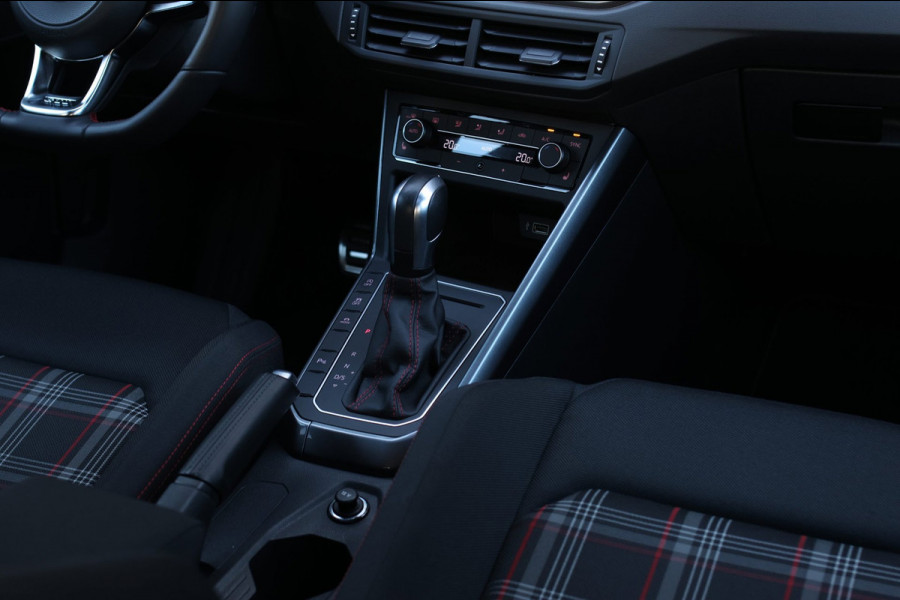 Volkswagen Polo 2.0 TSI GTI *Pano*Beats*Keyless*ACC*DSG*