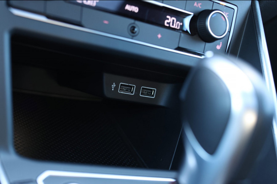 Volkswagen Polo 2.0 TSI GTI *Pano*Beats*Keyless*ACC*DSG*