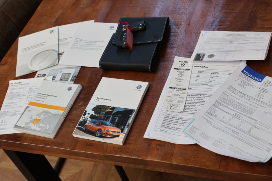 Volkswagen Polo 2.0 TSI GTI *Pano*Beats*Keyless*ACC*DSG*