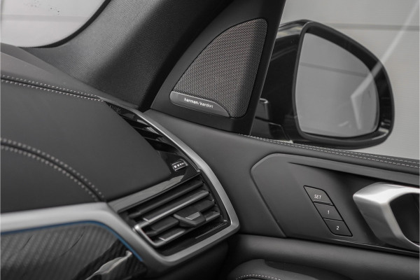 BMW X5 xDrive45e M-Sport Pano HUD Driving Ass Pro Laser Carbon H&K M-Stoel Elek Trekhaak
