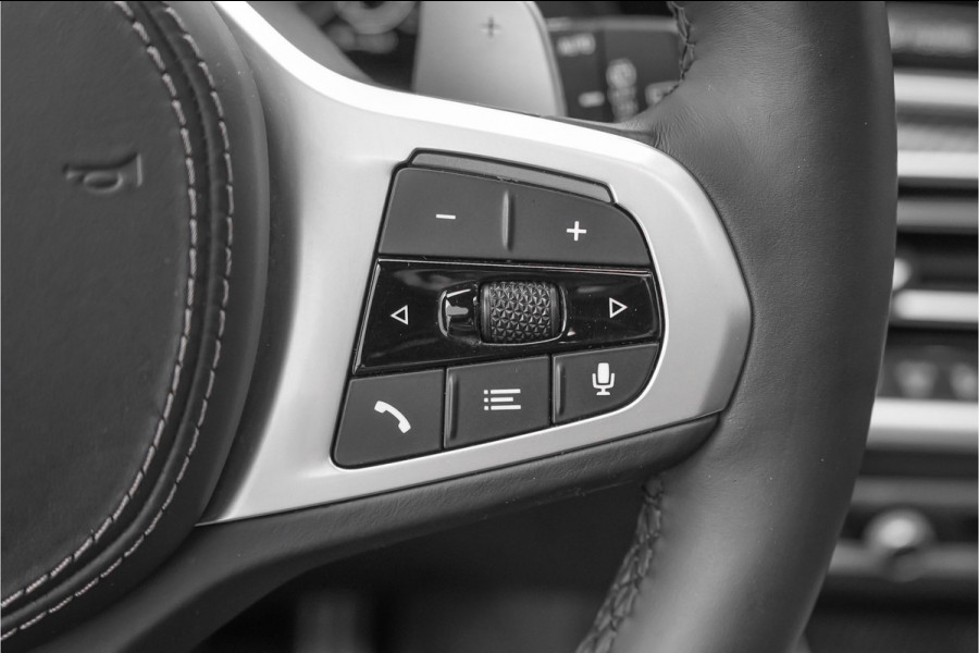 BMW X5 xDrive45e M-Sport Pano HUD Driving Ass Pro Laser Carbon H&K M-Stoel Elek Trekhaak