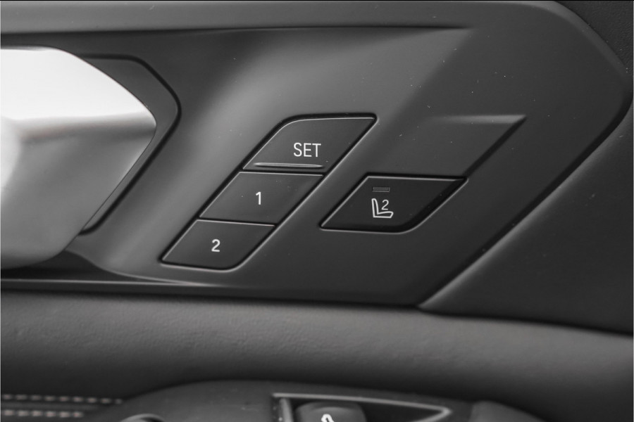 BMW X5 xDrive45e M-Sport Pano HUD Driving Ass Pro Laser Carbon H&K M-Stoel Elek Trekhaak