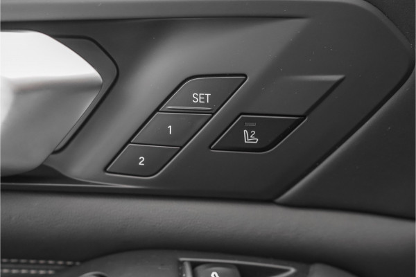 BMW X5 xDrive45e M-Sport Pano HUD Driving Ass Pro Laser Carbon H&K M-Stoel Elek Trekhaak