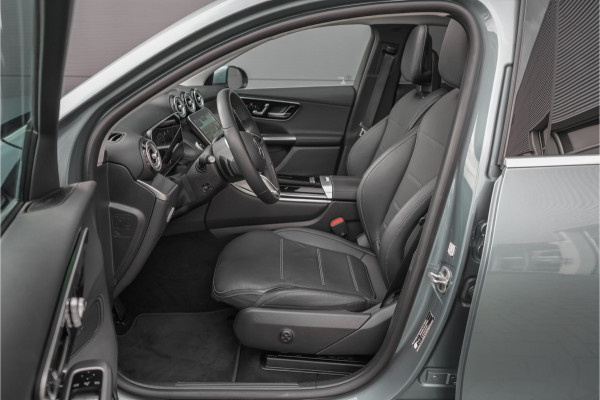 Mercedes-Benz GLC Coupé 300e 4MATIC Luxury Line Pano Keyless Memory Trekhaak