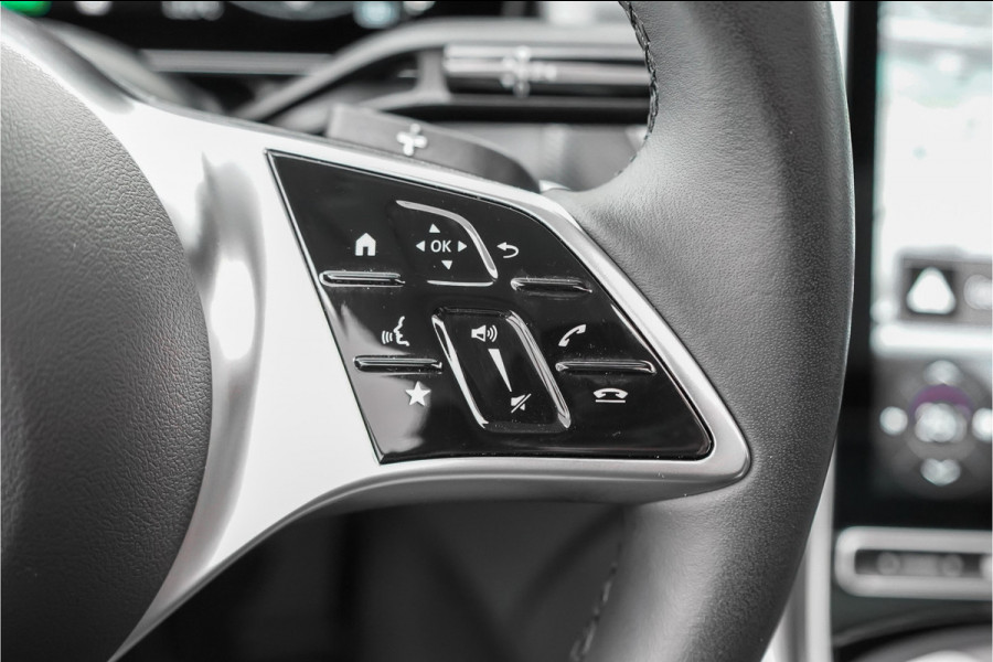 Mercedes-Benz GLC Coupé 300e 4MATIC Luxury Line Pano Keyless Memory Trekhaak