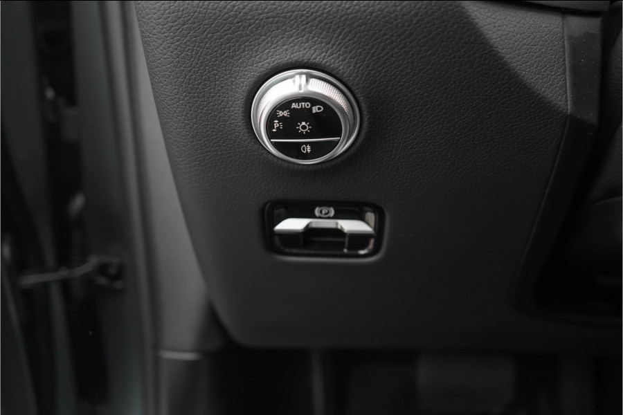 Mercedes-Benz GLC Coupé 300e 4MATIC Luxury Line Pano Keyless Memory Trekhaak