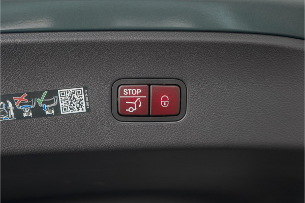 Mercedes-Benz GLC Coupé 300e 4MATIC Luxury Line Pano Keyless Memory Trekhaak