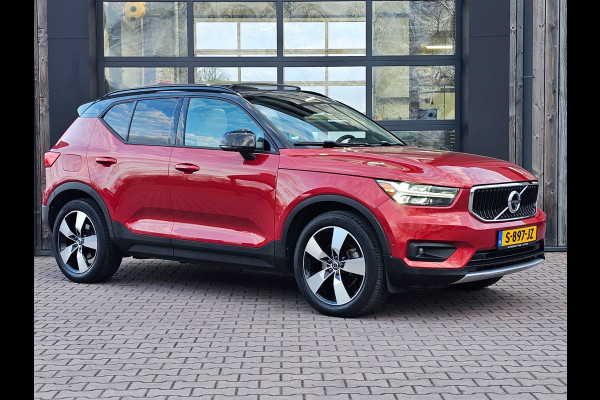 Volvo XC40 2.0 T5 AWD R-Design Intro Edition | Pano | Trekhaak | Leder | Stuur - & stoelverwarming | Blis | App-connect | Elektr. verstelbare stoelen | Elek. achterklep | 360 camera |