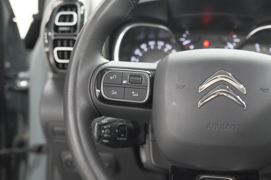 Citroën C3 Aircross PureTech 130 EAT6 Shine | Schuif-/Kanteldak | Camera | Dodehoekdetectie | Head-Up Display