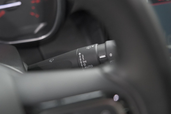 Citroën C3 Aircross PureTech 130 EAT6 Shine | Schuif-/Kanteldak | Camera | Dodehoekdetectie | Head-Up Display