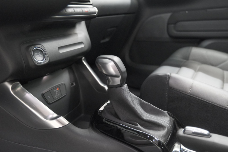 Citroën C3 Aircross PureTech 130 EAT6 Shine | Schuif-/Kanteldak | Camera | Dodehoekdetectie | Head-Up Display