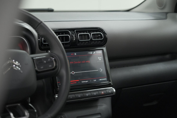 Citroën C3 Aircross PureTech 130 EAT6 Shine | Schuif-/Kanteldak | Camera | Dodehoekdetectie | Head-Up Display