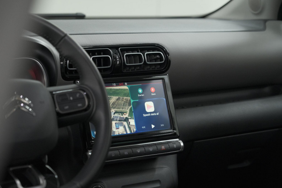 Citroën C3 Aircross PureTech 130 EAT6 Shine | Schuif-/Kanteldak | Camera | Dodehoekdetectie | Head-Up Display