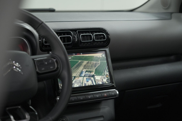 Citroën C3 Aircross PureTech 130 EAT6 Shine | Schuif-/Kanteldak | Camera | Dodehoekdetectie | Head-Up Display