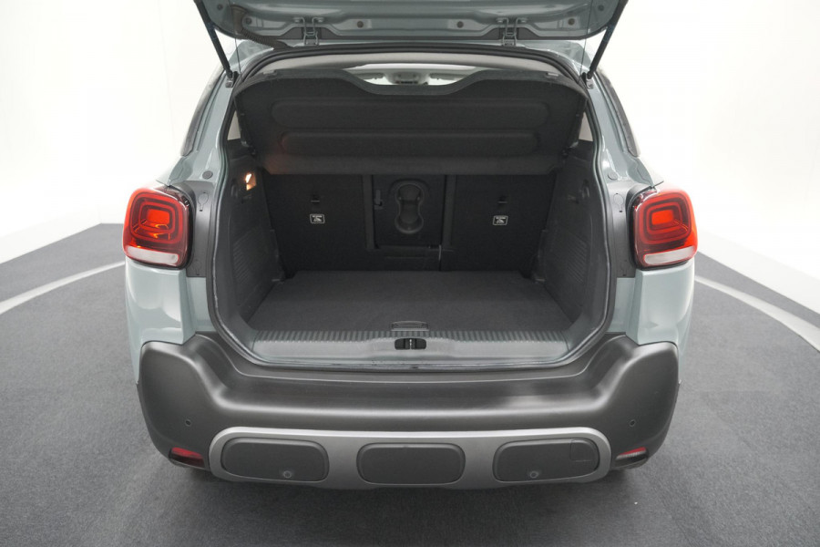 Citroën C3 Aircross PureTech 130 EAT6 Shine | Schuif-/Kanteldak | Camera | Dodehoekdetectie | Head-Up Display