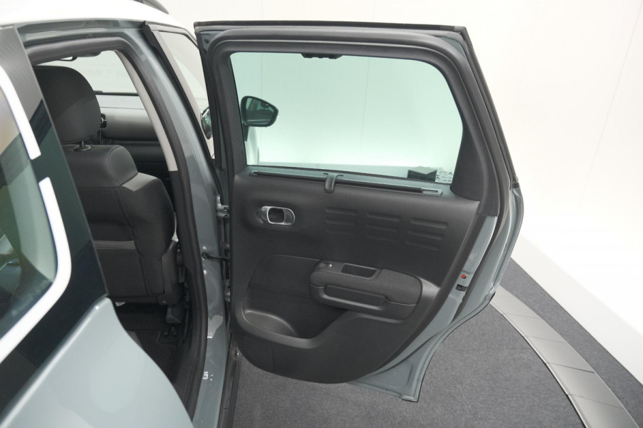 Citroën C3 Aircross PureTech 130 EAT6 Shine | Schuif-/Kanteldak | Camera | Dodehoekdetectie | Head-Up Display