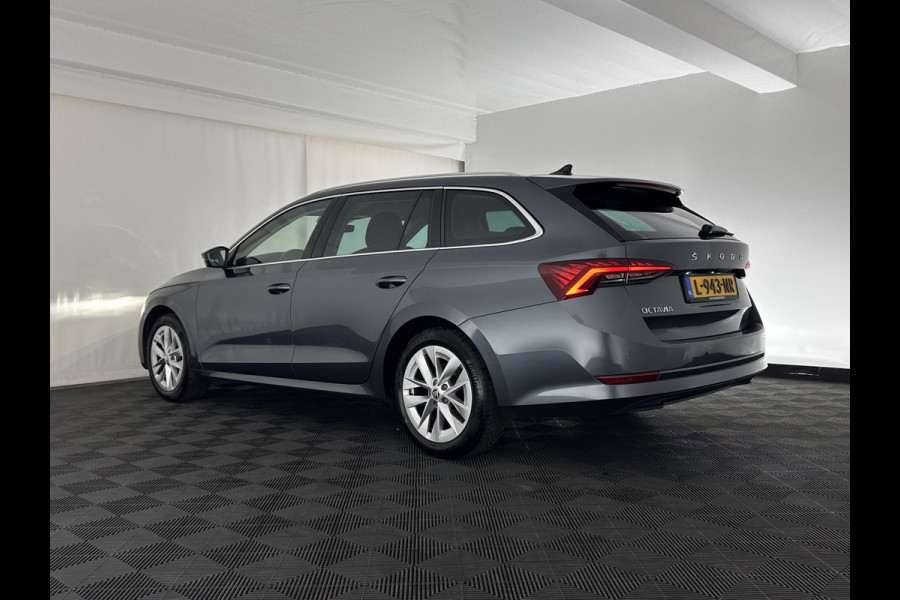 Škoda Octavia Combi 1.0 TSI Business Edition Plus (INCL.BTW) *FULL-LED | NAVI-FULLMAP | HEATED-COMFORTSEATS | DIGI-COCKPIT | CAMERA | KEYLESS | DAB | AMBIENT-LIGHT | PRIVACY-GLASS | ECC | PDC | CRUISE | 17''ALU*