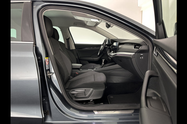 Škoda Octavia Combi 1.0 TSI Business Edition Plus (INCL.BTW) *FULL-LED | NAVI-FULLMAP | HEATED-COMFORTSEATS | DIGI-COCKPIT | CAMERA | KEYLESS | DAB | AMBIENT-LIGHT | PRIVACY-GLASS | ECC | PDC | CRUISE | 17''ALU*