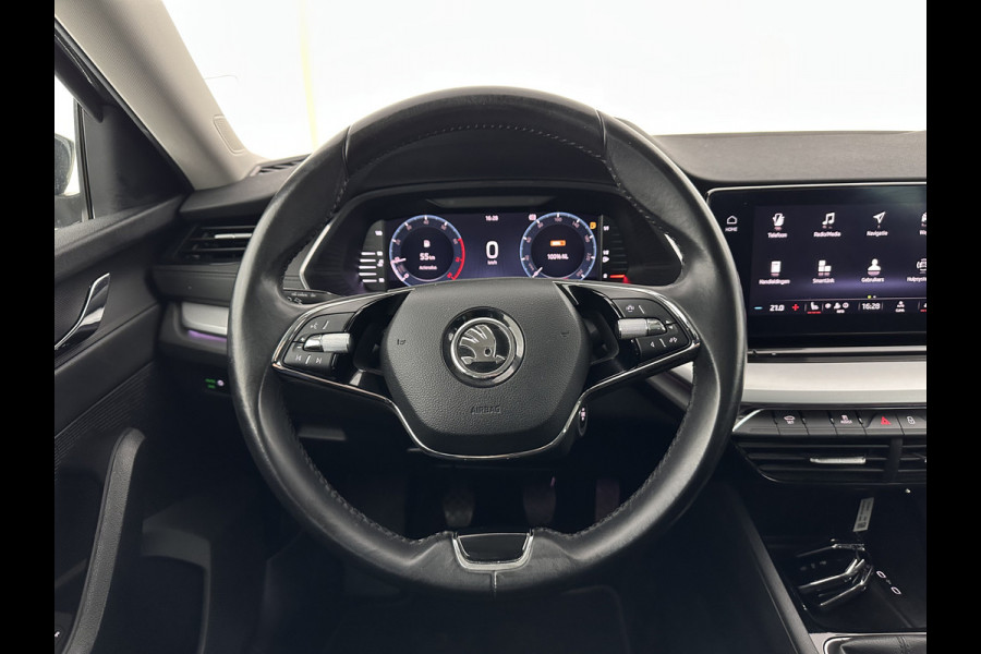 Škoda Octavia Combi 1.0 TSI Business Edition Plus (INCL.BTW) *FULL-LED | NAVI-FULLMAP | HEATED-COMFORTSEATS | DIGI-COCKPIT | CAMERA | KEYLESS | DAB | AMBIENT-LIGHT | PRIVACY-GLASS | ECC | PDC | CRUISE | 17''ALU*